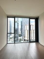 For RENT : SCOPE Langsuan / 1 Bedroom / 2 Bathrooms / 84 sqm / 160000 THB [11044056]