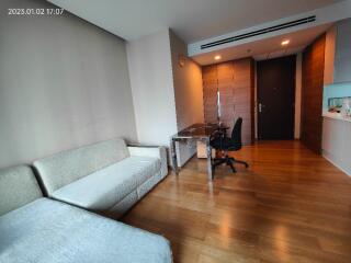 For SALE : The Address Asoke / 2 Bedroom / 2 Bathrooms / 65 sqm / 9500000 THB [S12132]