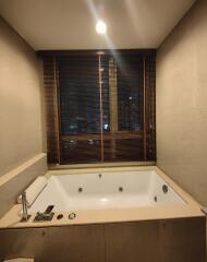 For SALE : The Address Asoke / 2 Bedroom / 2 Bathrooms / 65 sqm / 9500000 THB [S12132]