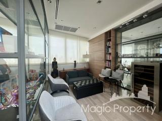 3 Bedroom Condo For Sale in Millennium Residence, Sukhumvit 20, Khlong Toei, Bangkok