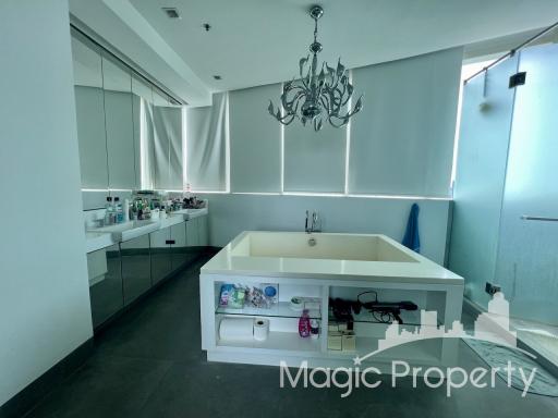 3 Bedroom Condo For Sale in Millennium Residence, Sukhumvit 20, Khlong Toei, Bangkok