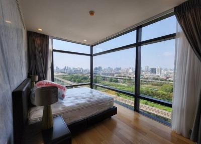 For SALE : Circle Living Prototype / 2 Bedroom / 2 Bathrooms / 83 sqm / 15900000 THB [S12150]
