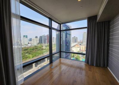 For SALE : Circle Living Prototype / 2 Bedroom / 2 Bathrooms / 83 sqm / 15900000 THB [S12150]