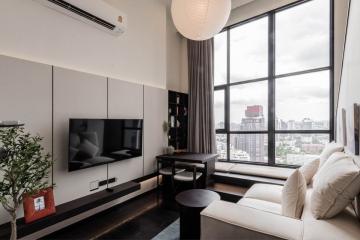 For SALE : Park Origin Thonglor / 2 Bedroom / 2 Bathrooms / 61 sqm / 17000000 THB [S12108]