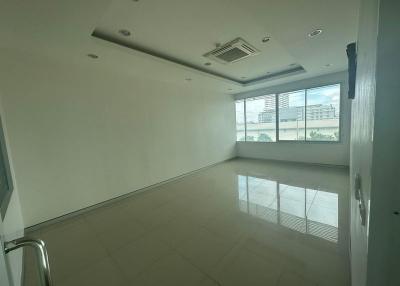 For Rent Bangkok Office Srinakarin Prawet