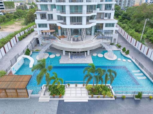 2 Bedrooms Condo in The Residences at Dream Pattaya Na Jomtien C006488