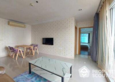 1-BR Condo at Circle Condominium near MRT Phetchaburi