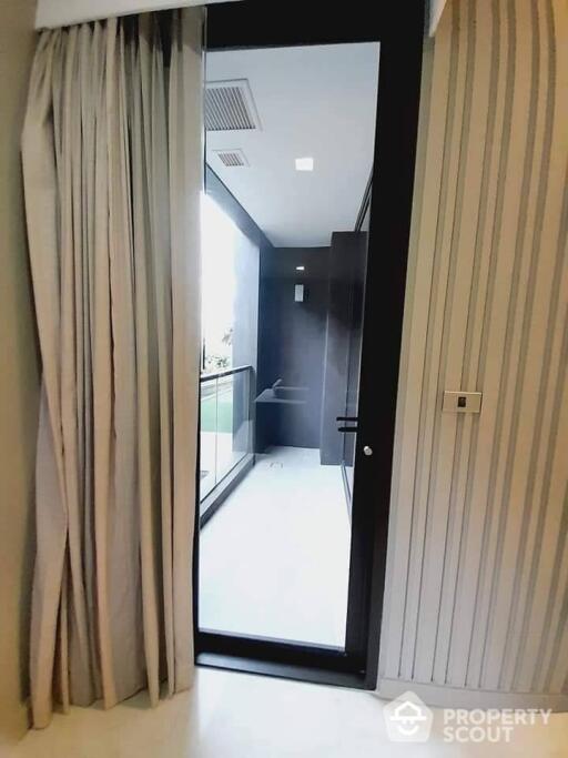 2-BR Apt. near MRT Sukhumvit