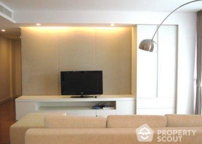 2-BR Apt. near BTS Asok