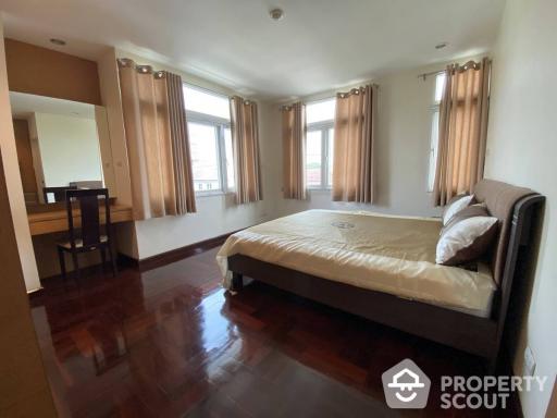 2-BR Apt. close to Thong Lo (ID 401438)