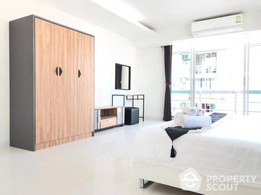 2-BR Condo at Waterford Sukhumvit 50 Condominium near BTS On Nut