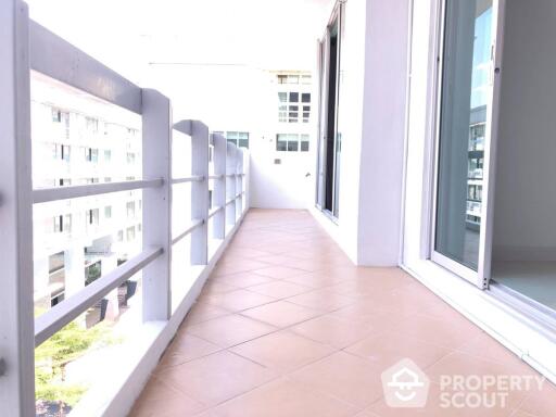 2-BR Condo at Waterford Sukhumvit 50 Condominium near BTS On Nut