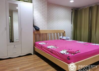 2-BR Condo at Pg Rama 9 near MRT Phra Ram 9