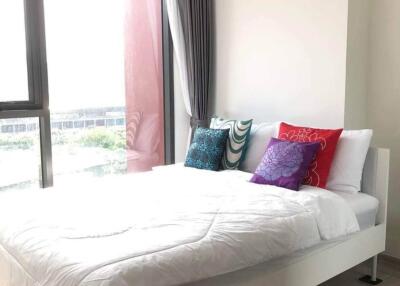 1-BR Condo at Life Asoke Hype near ARL Makkasan