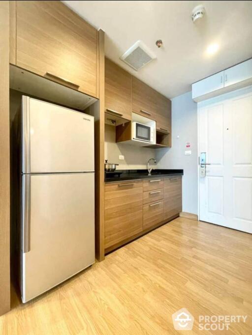 1-BR Condo at Waterford Sukhumvit 50 Condominium near BTS On Nut