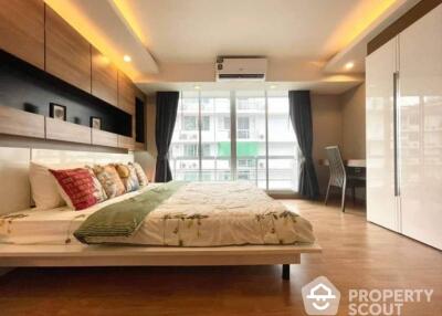 1-BR Condo at Waterford Sukhumvit 50 Condominium near BTS On Nut