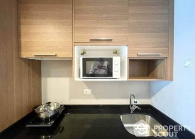 1-BR Condo at Waterford Sukhumvit 50 Condominium near BTS On Nut