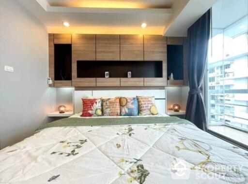 1-BR Condo at Waterford Sukhumvit 50 Condominium near BTS On Nut