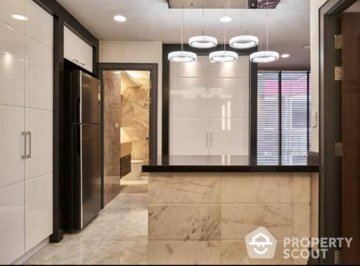 1-BR Condo at Pathumwan Resort near BTS Phaya Thai