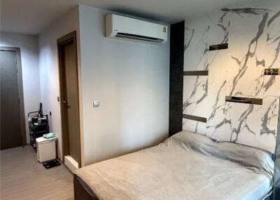 1-BR Condo at Life Asoke - Rama 9 near MRT Phra Ram 9