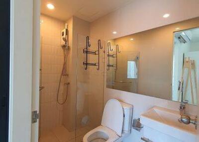 1-BR Condo at Life Asoke near ARL Makkasan (ID 407618)