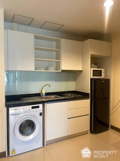 1-BR Apt. near BTS Ekkamai