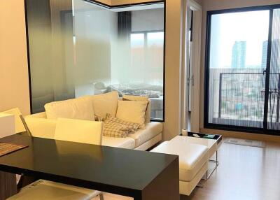 1-BR Condo at Urbarno Absolute Sathorn-Taksin near BTS Krung Thon Buri