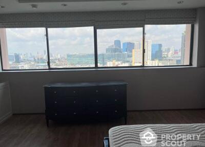 3-BR Apt. near MRT Sukhumvit