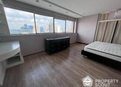 3-BR Apt. near MRT Sukhumvit