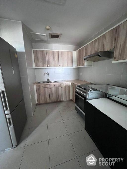 3-BR Apt. near MRT Sukhumvit