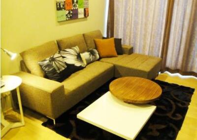 1-BR Condo at Noble Refine Prompong near BTS Phrom Phong (ID 515450)