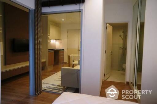 1-BR Condo at The Seed Musee Sukhumvit 26 near BTS Phrom Phong (ID 510735)