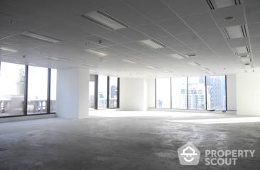 Office Space for Rent in Si Lom