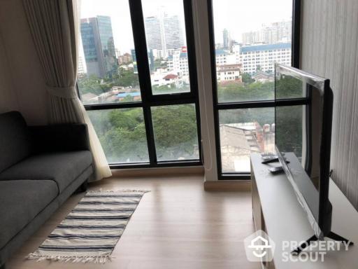 1-BR Condo at Bangkok Horizon Sathorn near BTS Chong Nonsi (ID 383839)