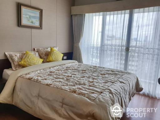 1-BR Condo at Grand Park View Condominium near MRT Phra Ram 9