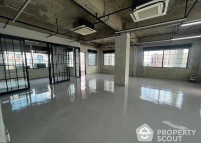 Commercial for Rent in Khlong Tan