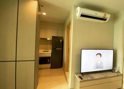 1-BR Condo at Life One Wireless near BTS Phloen Chit (ID 408714)