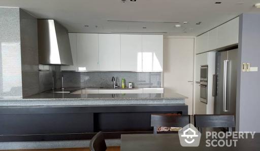 3-BR Condo at The Met Sathorn near BTS Chong Nonsi