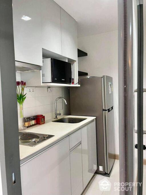 2-BR Condo near BTS Phaya Thai (ID 467953)