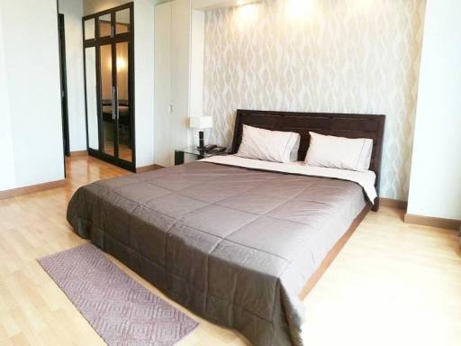 2-BR Condo at Citi Smart Sukhumvit 18 near BTS Asok