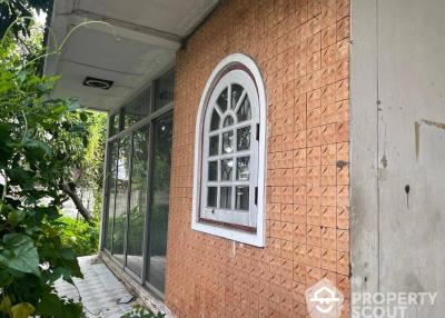 1-BR House in Bang Chak