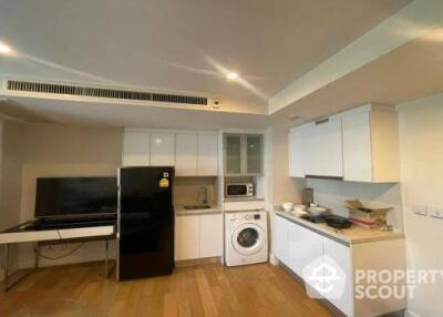 1-BR Condo at Collezio Sathorn-Pipat near BTS Chong Nonsi