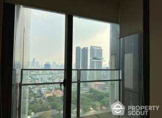 2-BR Condo at The Met Sathorn near BTS Chong Nonsi