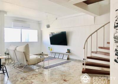 2-BR Duplex at Thonglor Tower Condominium near BTS Thong Lor