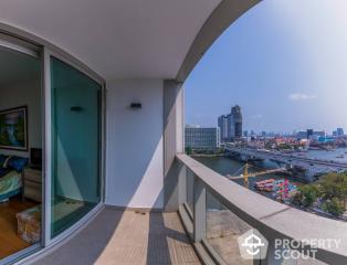 1-BR Condo at The River Condominium near BTS Saphan Taksin