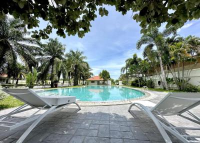 SALE Pool Villa Pattaya (Price  50 MB.) 9 Bedroom (3,200 Sq.m)