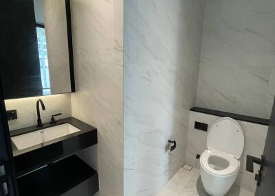 1-BR Condo at Tait Sathorn 12 near BTS Saint Louis