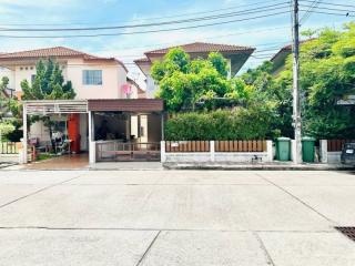 2-story semi-detached house for sale Home Town Village House in Sriracha