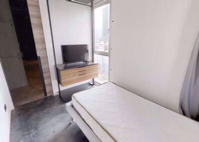 3 bed Condo in The Clover Khlong Tan Nuea Sub District C020452