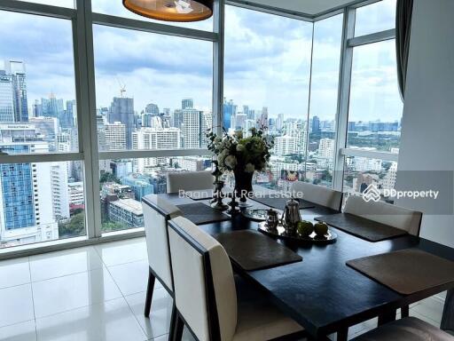 3 bed Condo in Athenee Residence Lumphini Sub District C020430